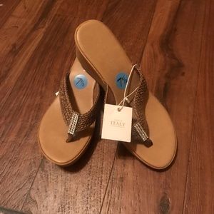 Wedge sandals
